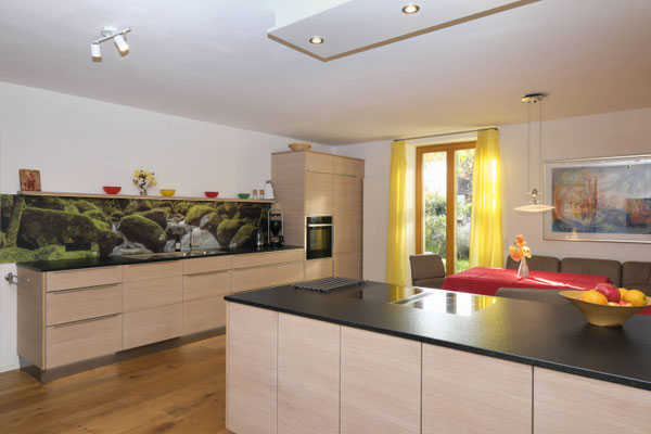 Küchenzeile mit Kücheninsel mal anders
