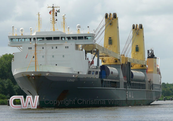 Mit ihren 1.000 t Kränen und einer Hebekraft von 2.000 t waren die LONE und SVENJA der SAL Heavy Lift bis zur JUMBO KENETIC die Weltmeister