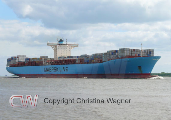 2006 kam mit der EMMA MAERSK (15.500 TEU) das erste rund 400 m lange Containerschiff in Fahrt