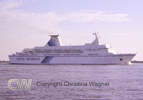 1987 löste die HAMBURG, ex Kronprinz Harald, die PRINZ HAMLET auf der Route Hamburg-Harwich ab