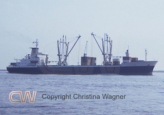 Die VALERIA wurde 1970 von der Flender Werft für die DDG Hansa als STEINFELS gebaut. Sie und ihre 9 Schwesterschiffe galten als modernste Stückgutfrachter, jedoch allzubald vom Container eingeholt galten sie rasch als veraltet