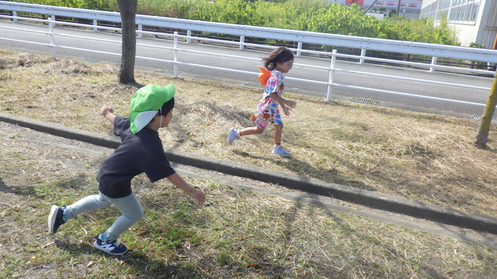 その後は・・・元気いっぱい鬼ごっこ！