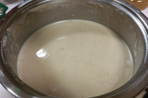 Velouté de châtaignes à la poire et au bleu