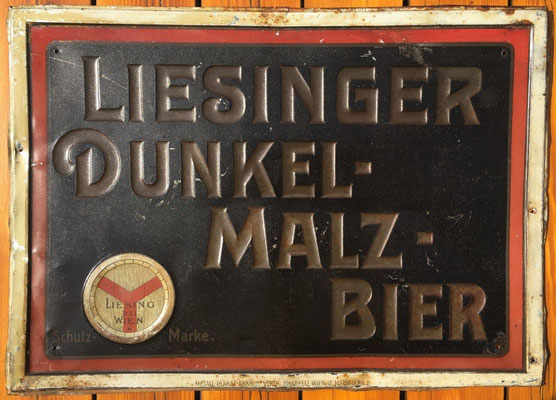 153 Brauerei Liesing, Blech, Abm. 37 cm x 51 cm, Impressum: Metall - Plakat - Fabrik Vertr. J. Raupetz Wien VI  Matrosengasse 8, ca. 1900