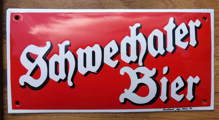 001 Schwechater Bier, Email, Abm. 15 cm x 30 cm, Impressum: Emailwerk Steg Wien XVI, ca. 1930