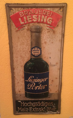  043 Brauerei Liesing, Blech, Abm. 36,5 cm x 16,5 cm, Impressum: Papier u. Blechdruck Industrie Wien XIX, ca. 1920