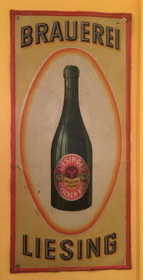 042 Brauerei Liesing, Blech, Abm. 50 cm x 23,5cm, Impressum: Papier u. Blechdruck Industrie Wien XIX, ca. 1900