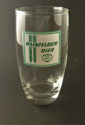 N011, Hainfelder, NÖ  (Glas von ca. 1960)