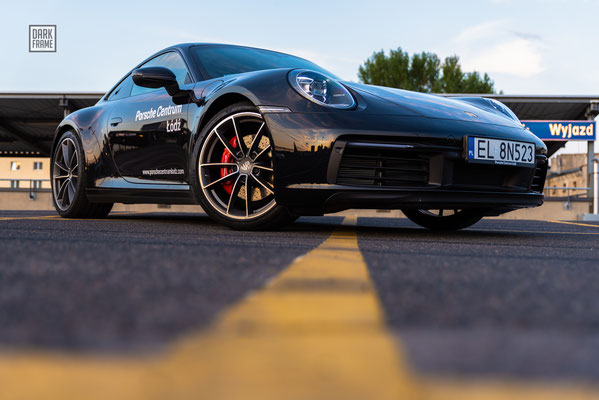 Porsche Łódź Dark Frame