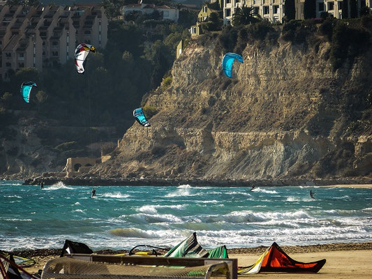 Kitesurfer bei Calpe
