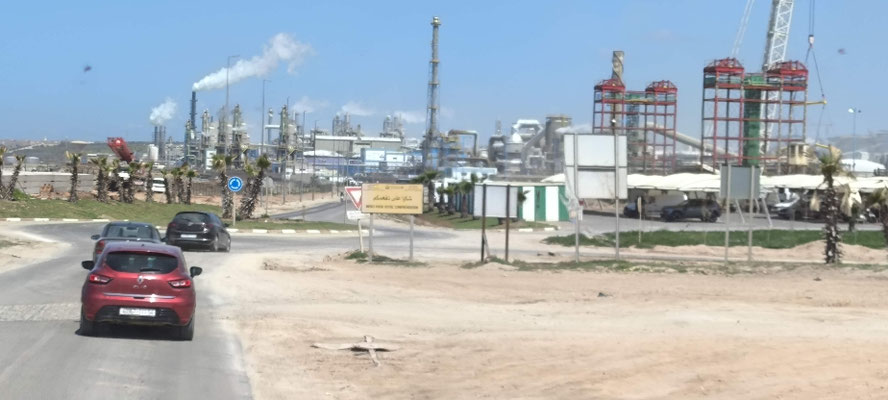 viel Industrie um El Jadida
