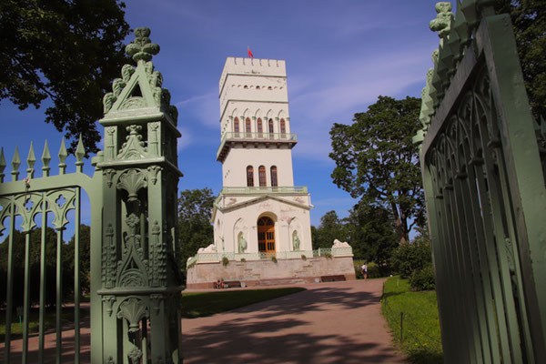 Puschkin, Weißer Turm