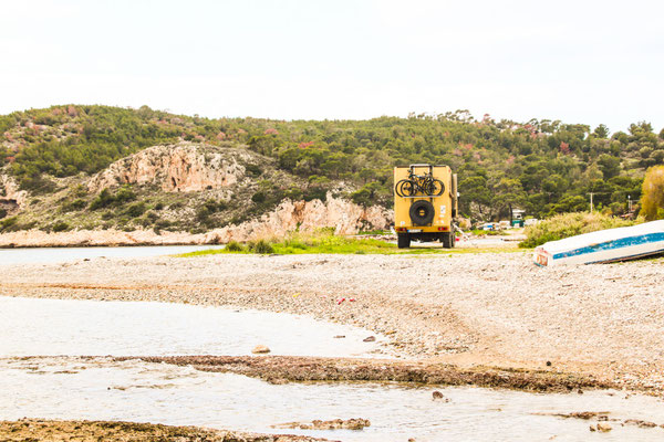 Nichtstun am Strand von Peristeira