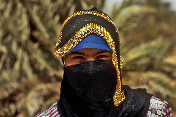 Junge Beduinenfrau bei Elim.