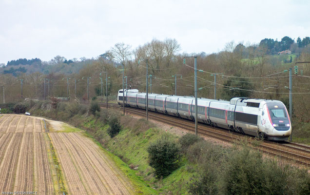 La rame 4410 se présente sur le train n° 5288 en provenance de Nantes et à destination de Lille Europe, 26 Janvier 2020.  