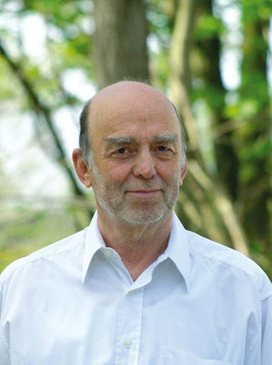 Klaus Hamacher, mehr als 35 Jahre praktische Erfahrung in der Schraubtechnik. Verkaufs-Ingenieur, Vertriebs-Manager und Händler für Werkzeuge und Systeme zum Einsatz in Schraubverbindungen, speziell in der Automobilindustrie, Luftfahrt, Schienenfahrzeuge.