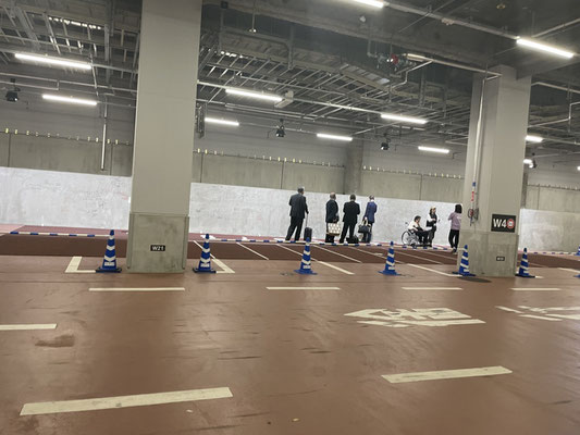 サインウオール、選手のサインが見られます。
