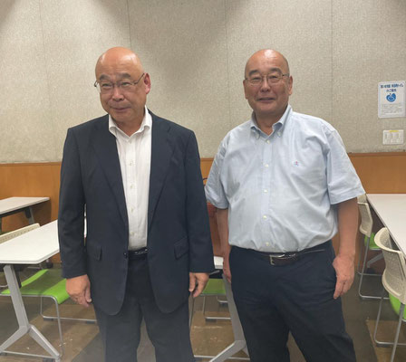 何人もの皆様から似ていると話題のお二人・・後ろ姿は更に似ています