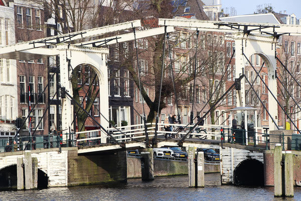 Bascule bridge, HollandDutchTours.nl