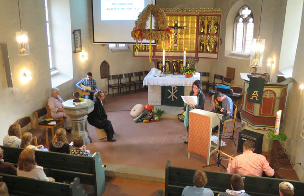 Erntedankgottesdienst mit Unterstüzung der DBG- und der Oase-Gemeinde