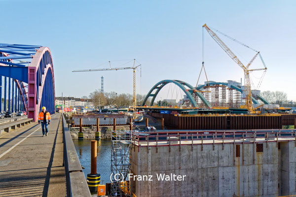 "Karl-Lehr-Brücke in Duisburg (7-87152)" - (C) Franz Walter