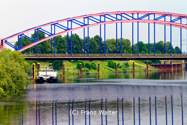 "Karl-Lehr-Brücke in Duisburg (7-12943)" - Copyright by Franz Walter
