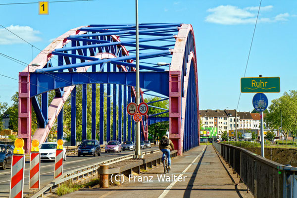 "Karl-Lehr-Brücke in Duisburg (7-65733)" - (C) Franz Walter