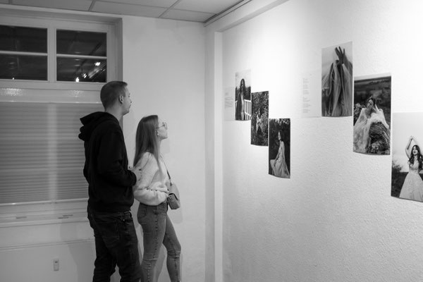 Malina Buras Ausstellung über Depressionen beim Frauen Kulturverein "Die Beginen" in Rostock