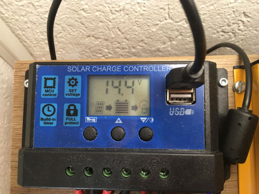Bild 5: Spannungs-Controller voll Sonne 16 Uhr (Pfingst-Sonntag)