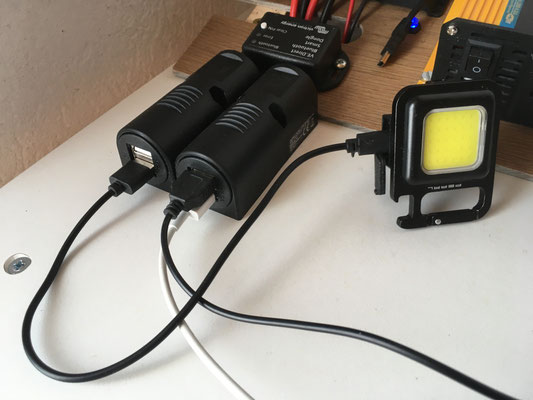 LED-Leuchte als Verbraucher zum Laden