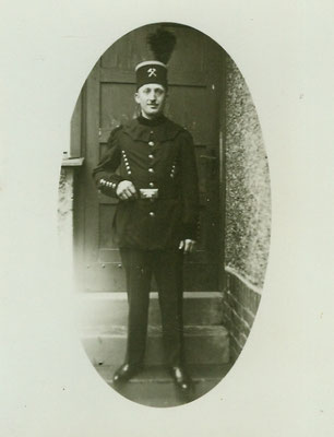 Fritz Hilbert (1930)<br> <font size=1>&copy; W. Kwittek