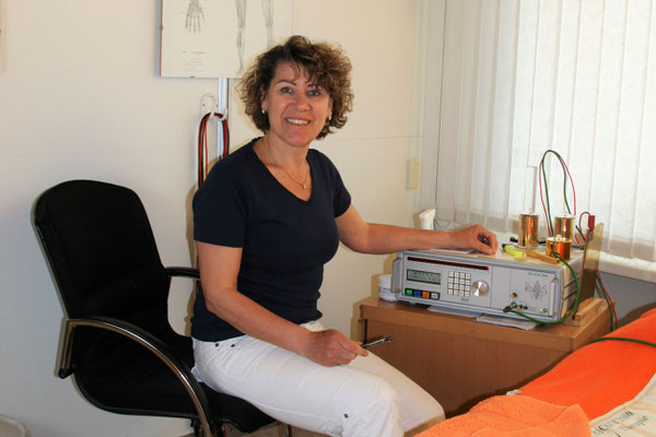 Gesundheitspraxis Anita Gutmann, Umiken bei Brugg - Akupunkt Massage nach Penzel, Bioresonanz, Klangmassage