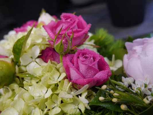 bouquet fleurs composition création couleurs noix de coco fleuriste Lambersart