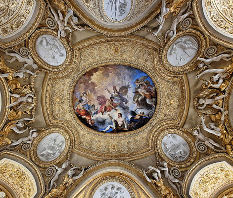 im Louvre