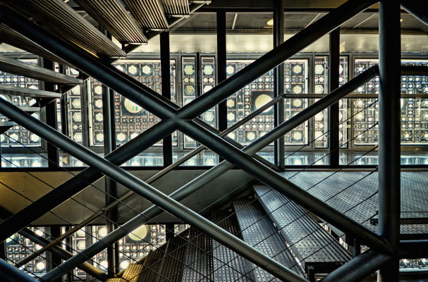 Institut du Monde Arabe - Innentreppe
