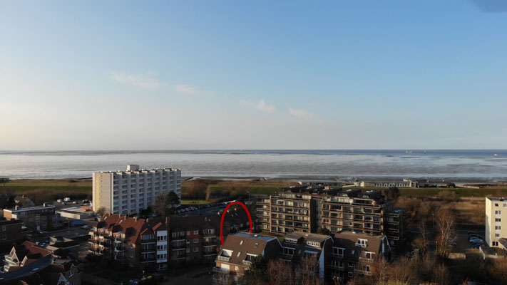 Haus Passat im März mit Blick vom Land