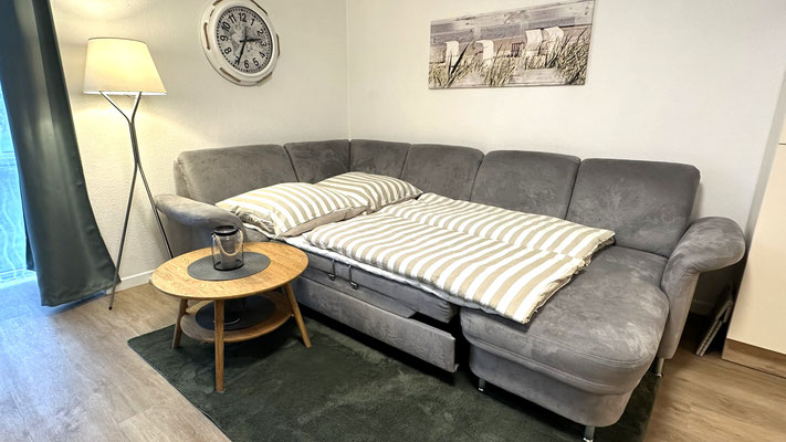 Bequeme Schlafcouch ausgezogen