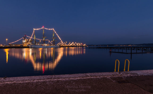 Gorch Fock weihnachtlich