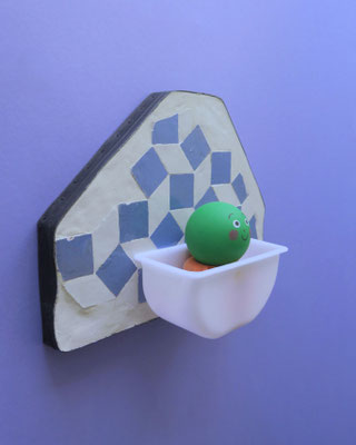 In bad 30x22x12cm 225,-