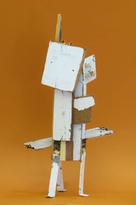 Assemblage van witte houtjes 50x30x25cm 375,-