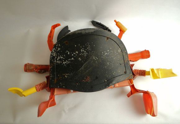 Krab 90x70x26cm 250,-