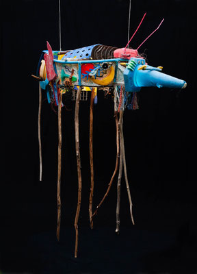 Lange wandeling (hangend) 200x150x80cm 2500,-