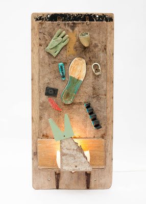 Tjilp tjilp (wand-object) 107x47x9cm 395,-