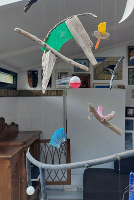 Mobiel, 2025 90x90x120cm 600,- Voor filmpje scrol je naar beneden