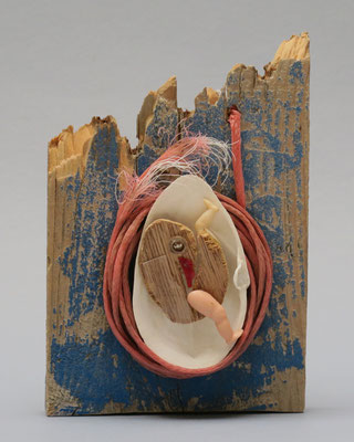 Jong vogeltje 15x22cm 150,-