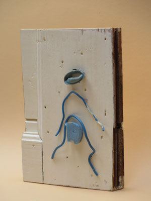 Blauw figuurtje 20x19.5x5cm 125,-