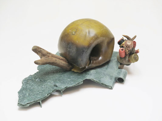 Slakken 60x35x22cm 225,-