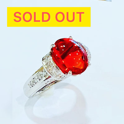 Ptファイアオパール・ダイヤリング　O:2.263ct　D：0.36ｇ　地金重量：8.52g　現行サイズ：11番　￥220,000（税込）