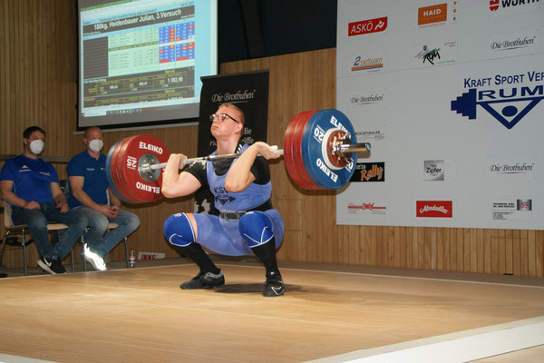 Julian Heidenbauer beim Umsatz von 180 kg