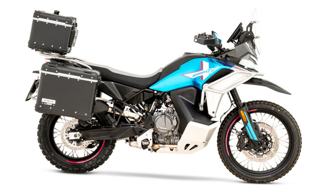 CFMOTO 800MT-X - Zephyre Blue - m. Zubehör - rechte Ansicht